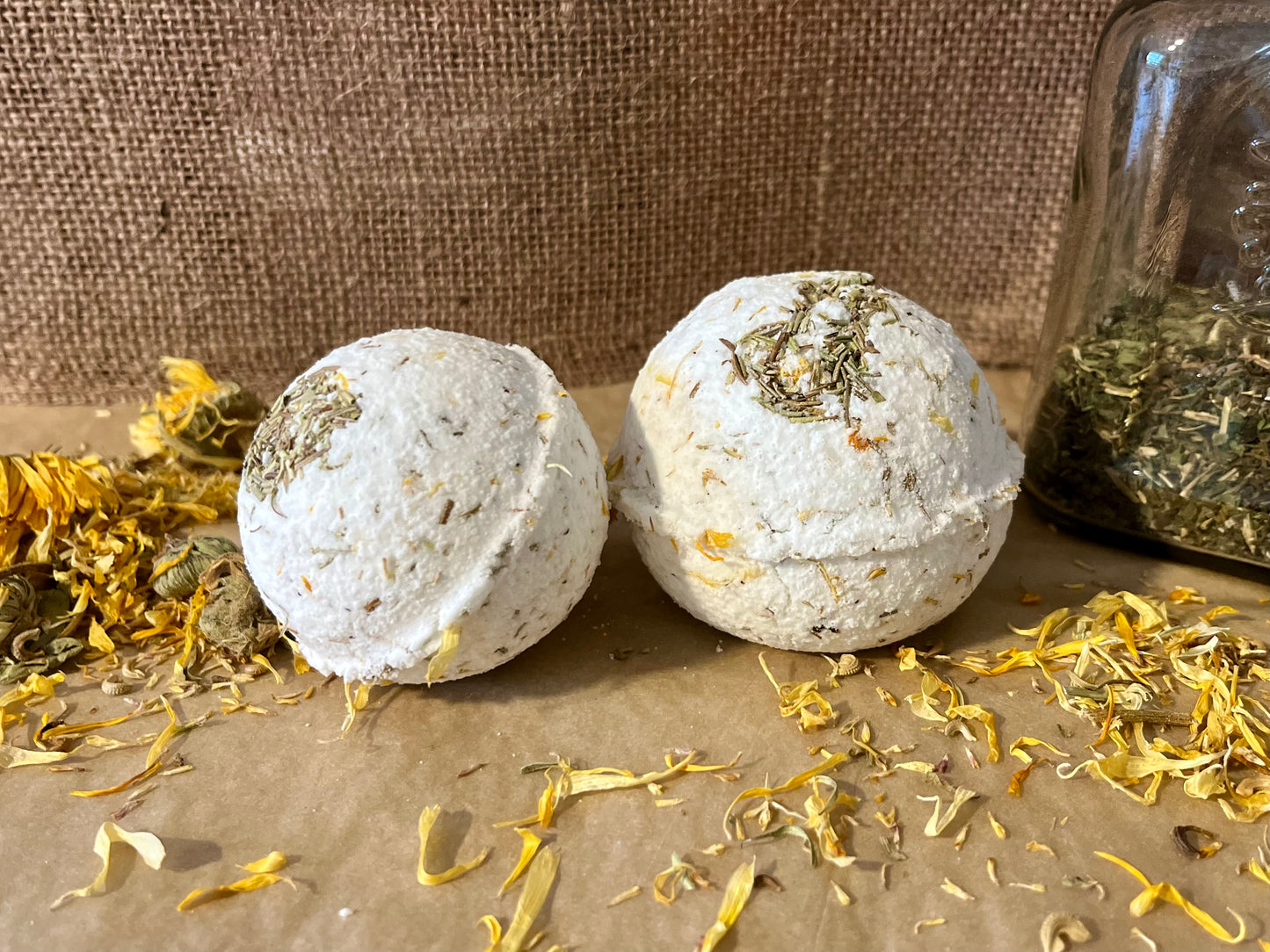Still Bloom Bath Bomb (L)